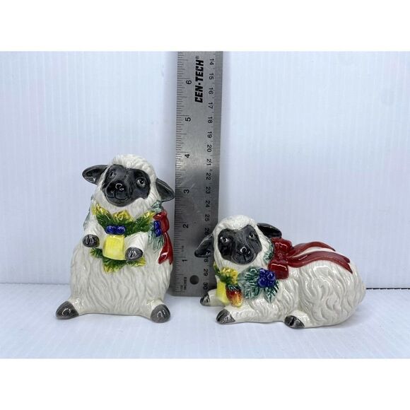 Vintage 1995 Fitz and Floyd Berries Ribbon Holiday Sheep Salt Pepper Shaker Set - Picture 10 of 10
